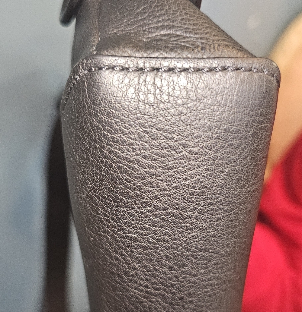 Louis Vuitton Duo Slingbag Monogram Shadow leather - Picture 3 of 4
